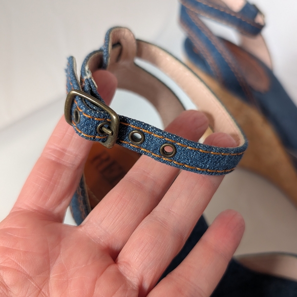 Red Denim Bow Wedge Sandals - Picture 7 of 12